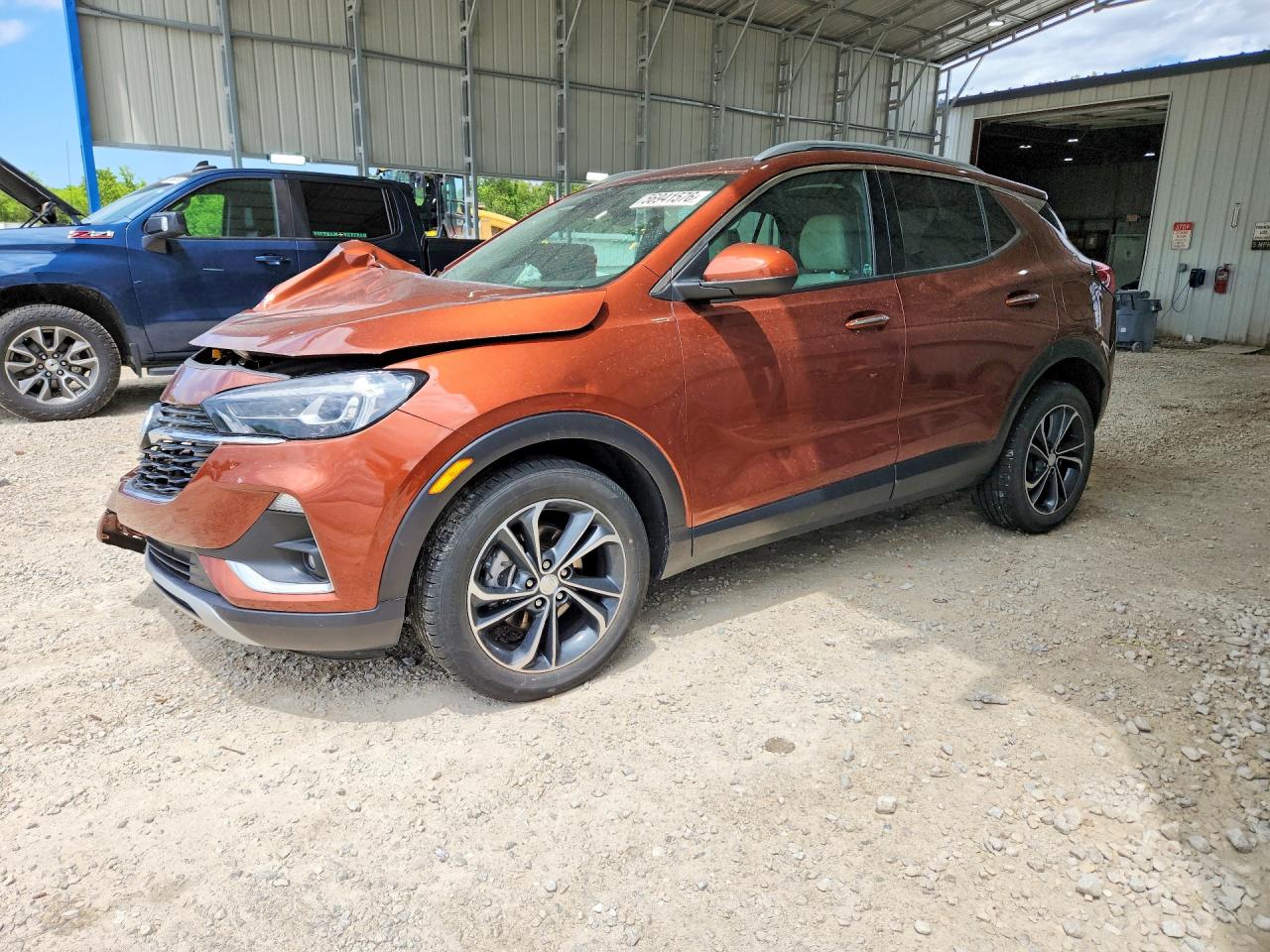 2021 Buick Encore GX Essence, VIN KL4MMFSL4MB126074 — Front end