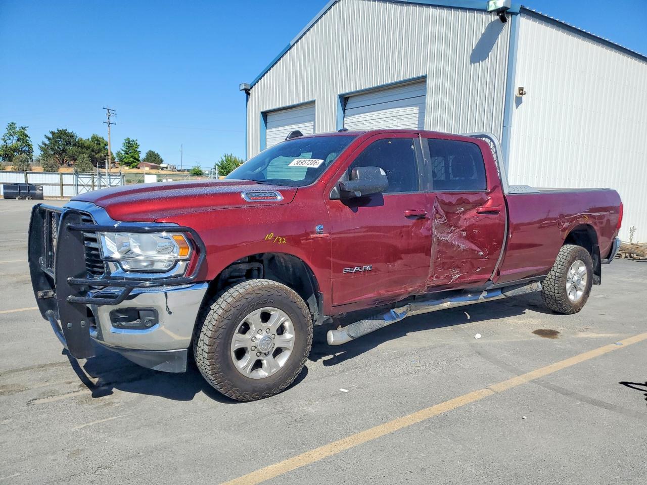 2021 Ram 3500 Lone Star, VIN 3C63R3HL5MG668307 — Бок