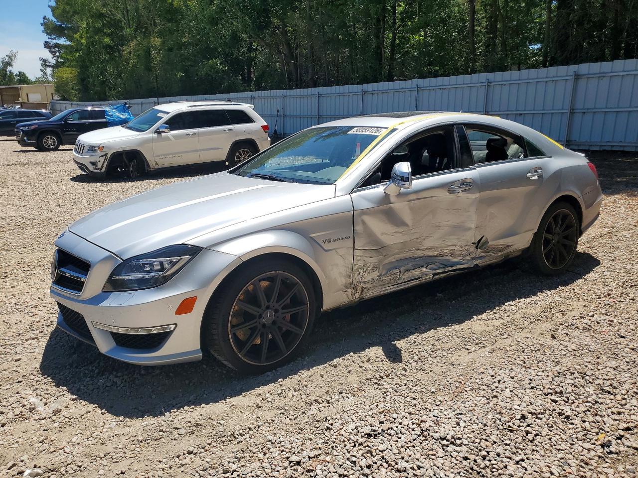 2014 Mercedes-Benz CLS 63 S AMG, VIN WDDLJ7GB9EA124074 — Side