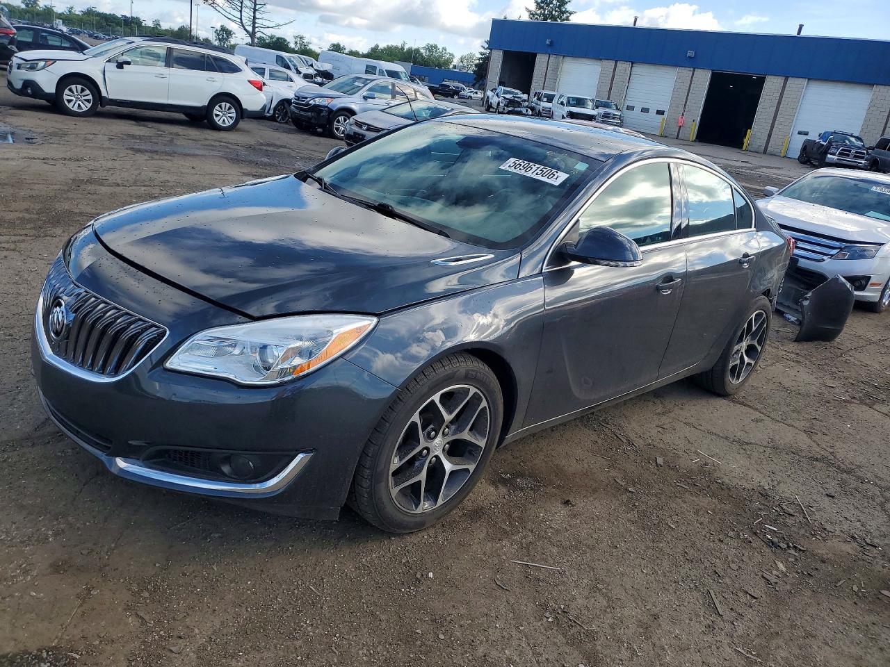2017 Buick Regal Sport Touring, VIN 2G4GL5EX1H9117916 — Rear end