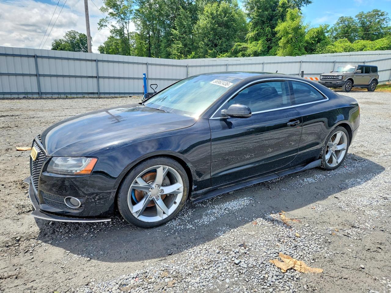2011 Audi A5 Premium Plus, VIN WAULFAFR9BA028610 — Механическое
