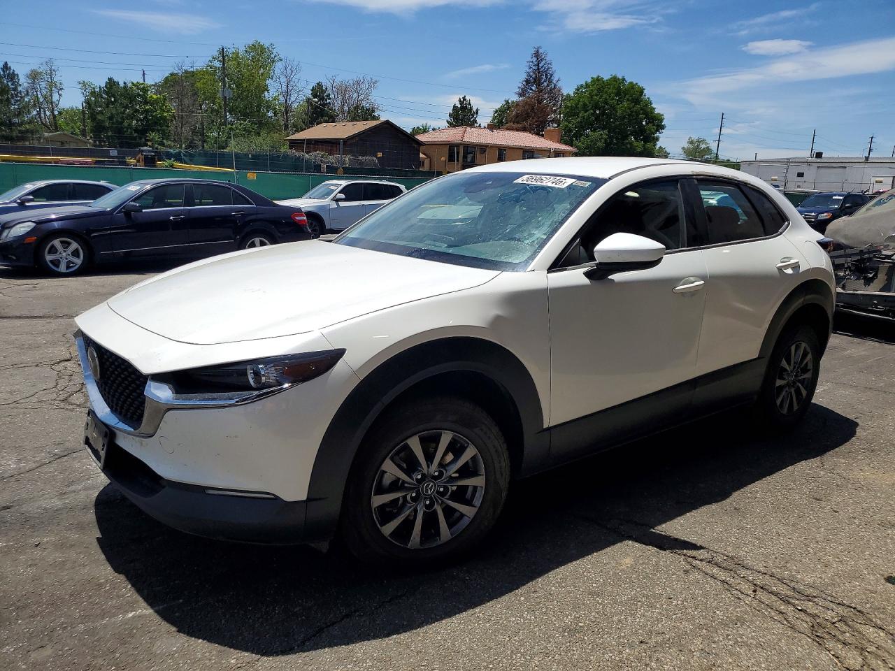 2021 Mazda CX-30 S, VIN 3MVDMBAL5MM301116 — Front end