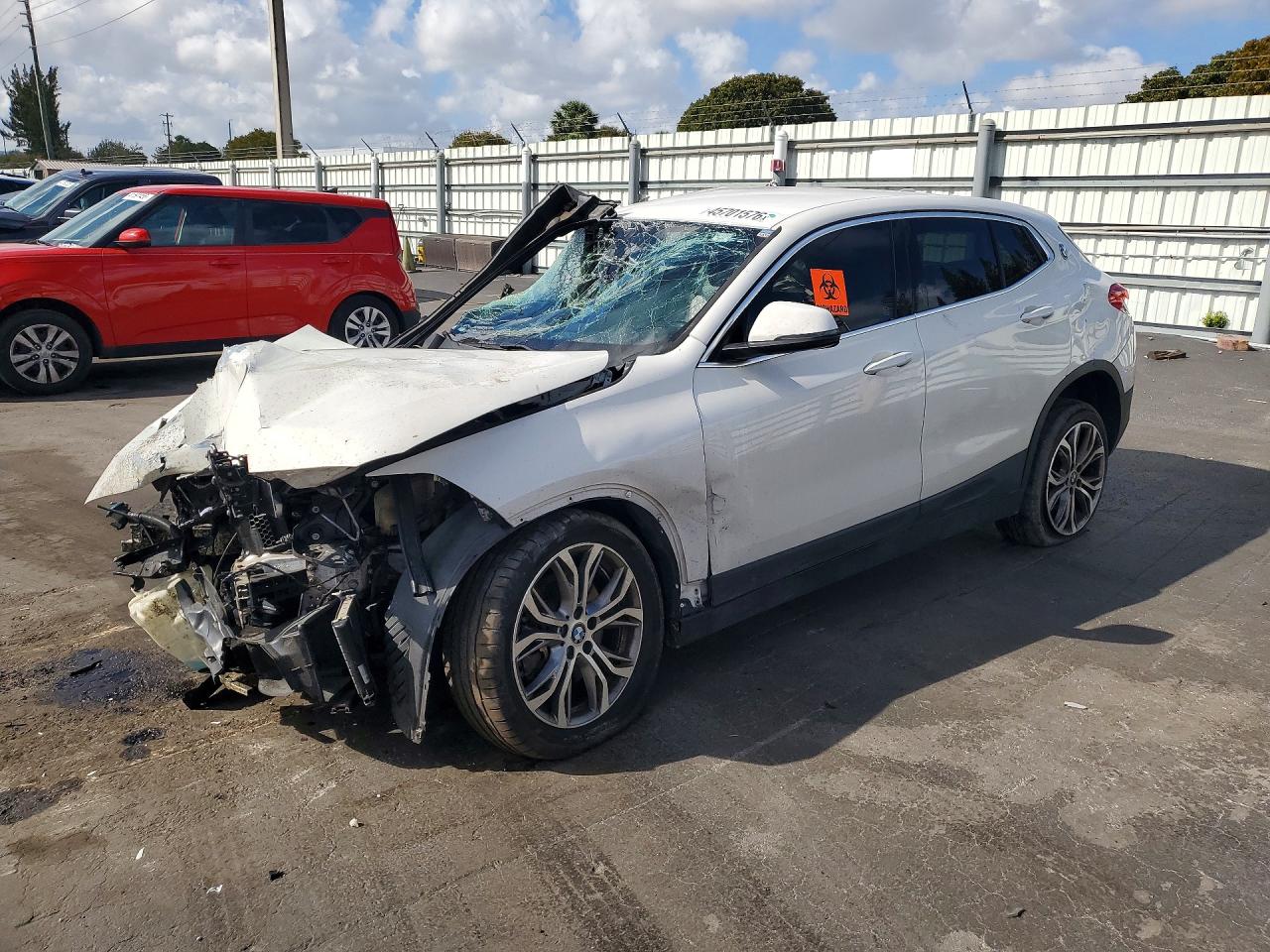 2018 BMW X2 sDrive28i, VIN WBXYJ3C36JEJ75528 — Перед