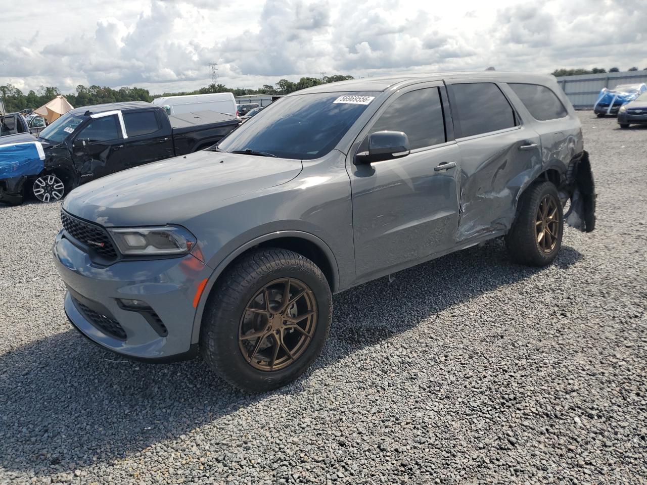 2021 Dodge Durango GT Plus, VIN 1C4RDHDG6MC607994 — Бок