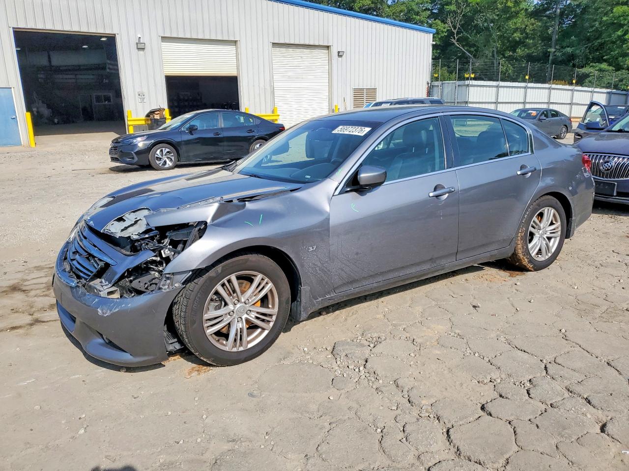 2015 Infiniti Q40, VIN JN1CV6AP4FM500633 — Front end