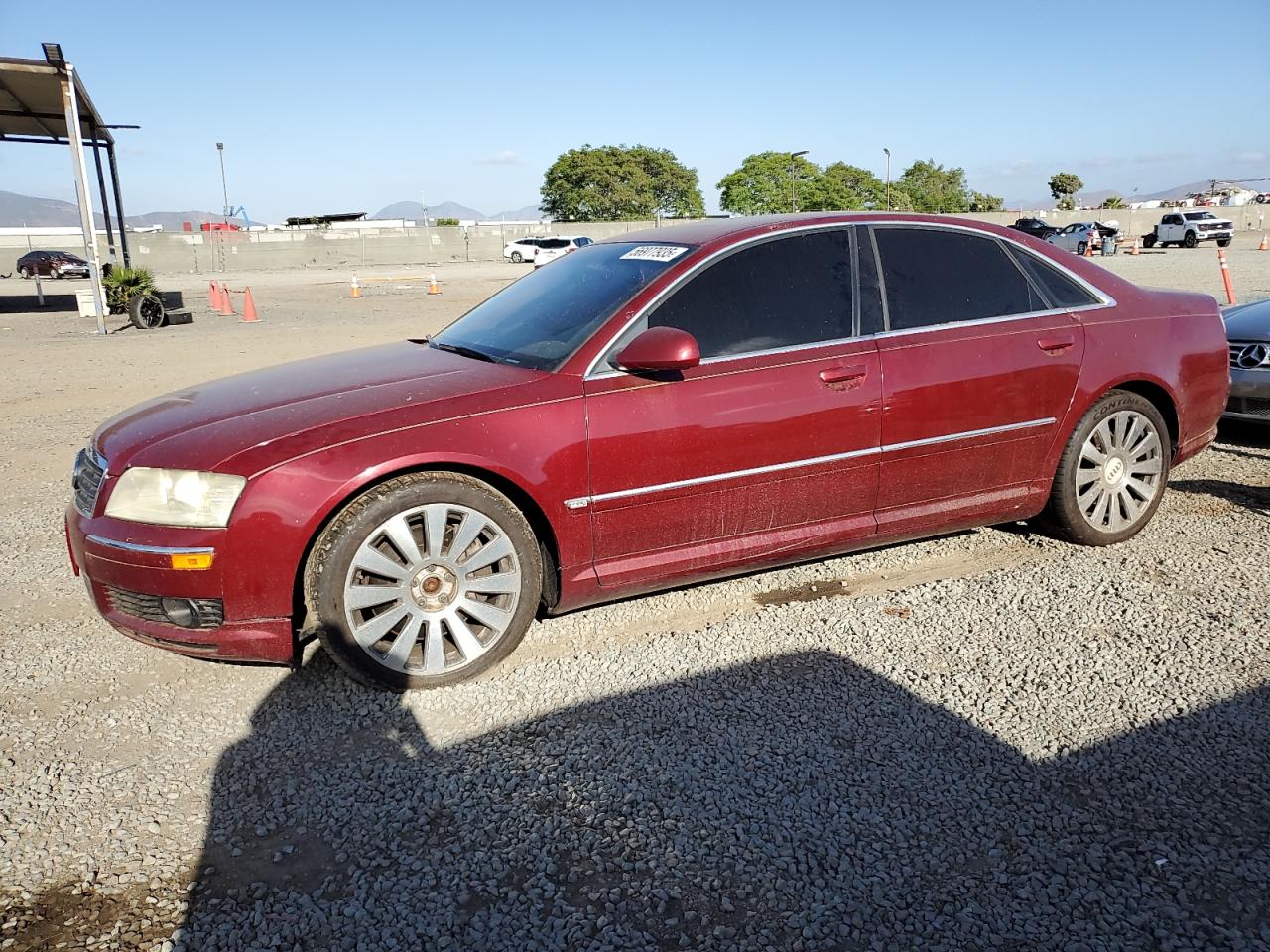 2005 Audi A8 4.2L, VIN WAULL44E25N016256 — Пожар в салоне
