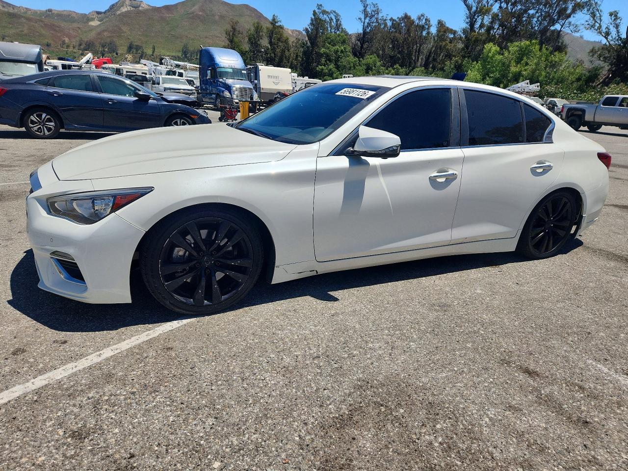 2021 Infiniti Q50 Luxe, VIN JN1EV7BP9MM704161 — Minor dents and scratches
