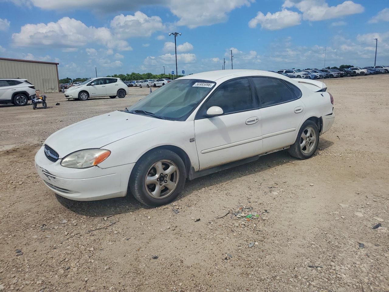2002 Ford Taurus SES Standard, VIN 1FAFP55SX2A110652 — Rear end
