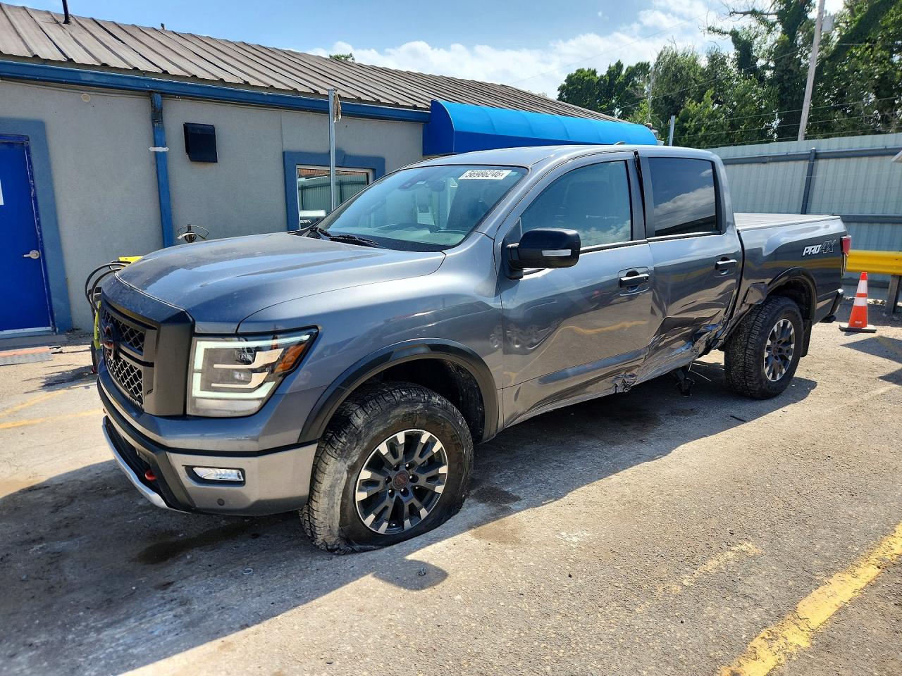 2024 Nissan Titan SV, VIN 1N6AA1ED6RN113774 — Side