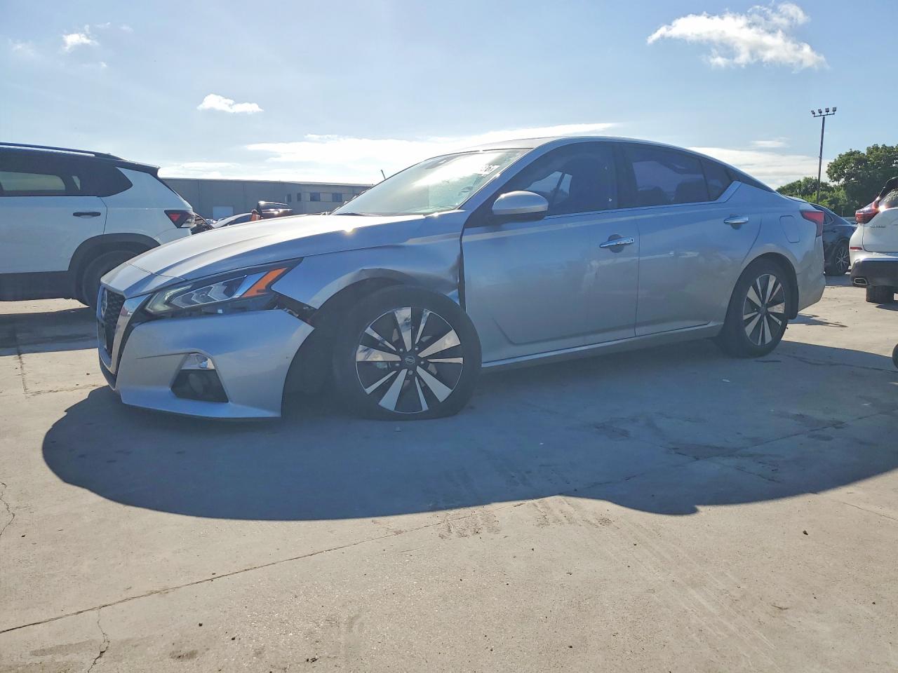 2022 Nissan Altima SL, VIN 1N4BL4EV2NN401917 — Side