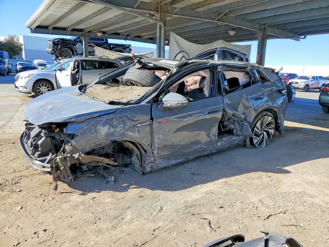 2025 Volkswagen ID.4 Pro S Plus, VIN 1V2JSPE89SC013836 — Rollover