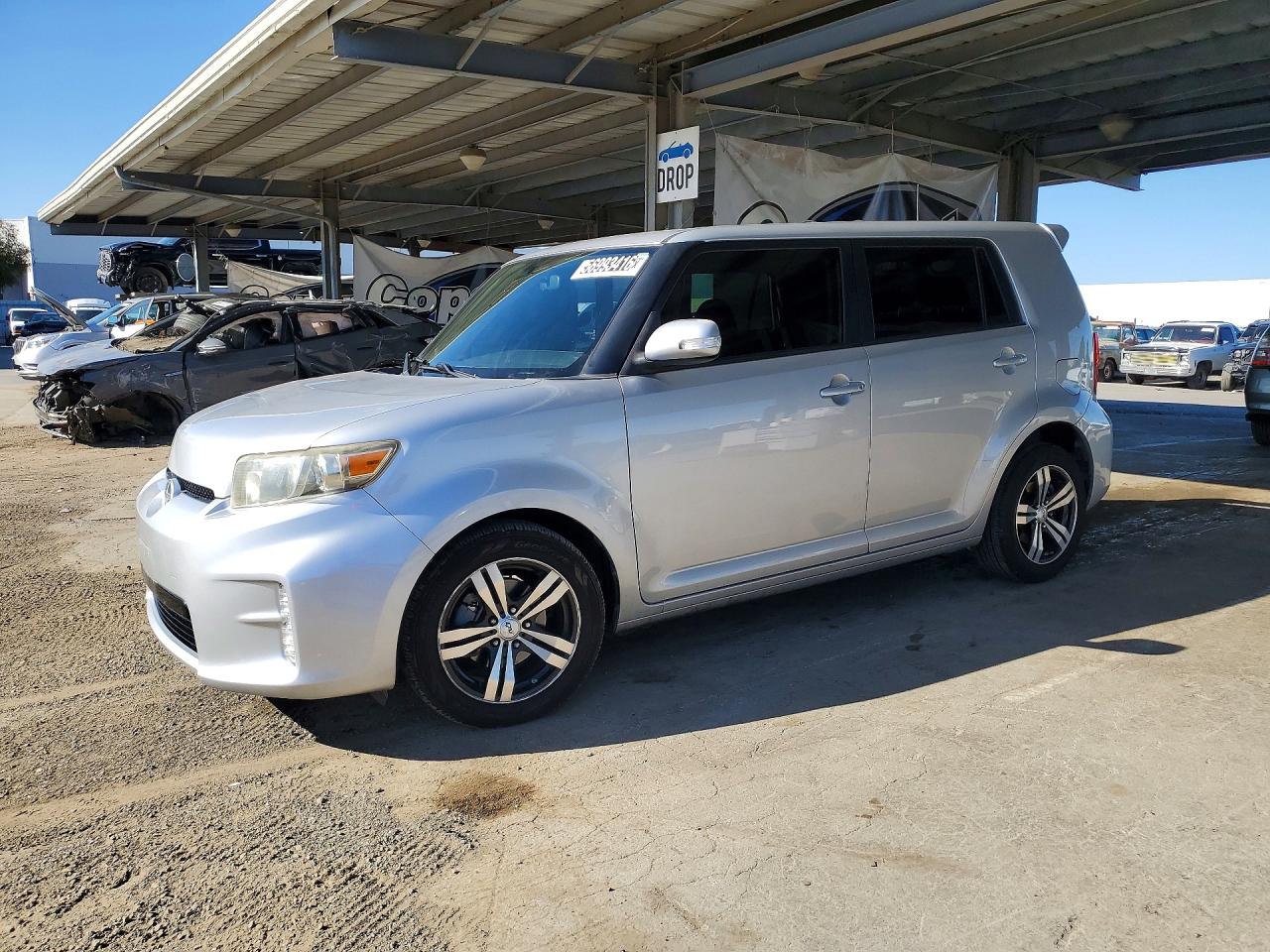 2013 Scion xB, VIN JTLZE4FE1DJ035136 — Minor dents and scratches