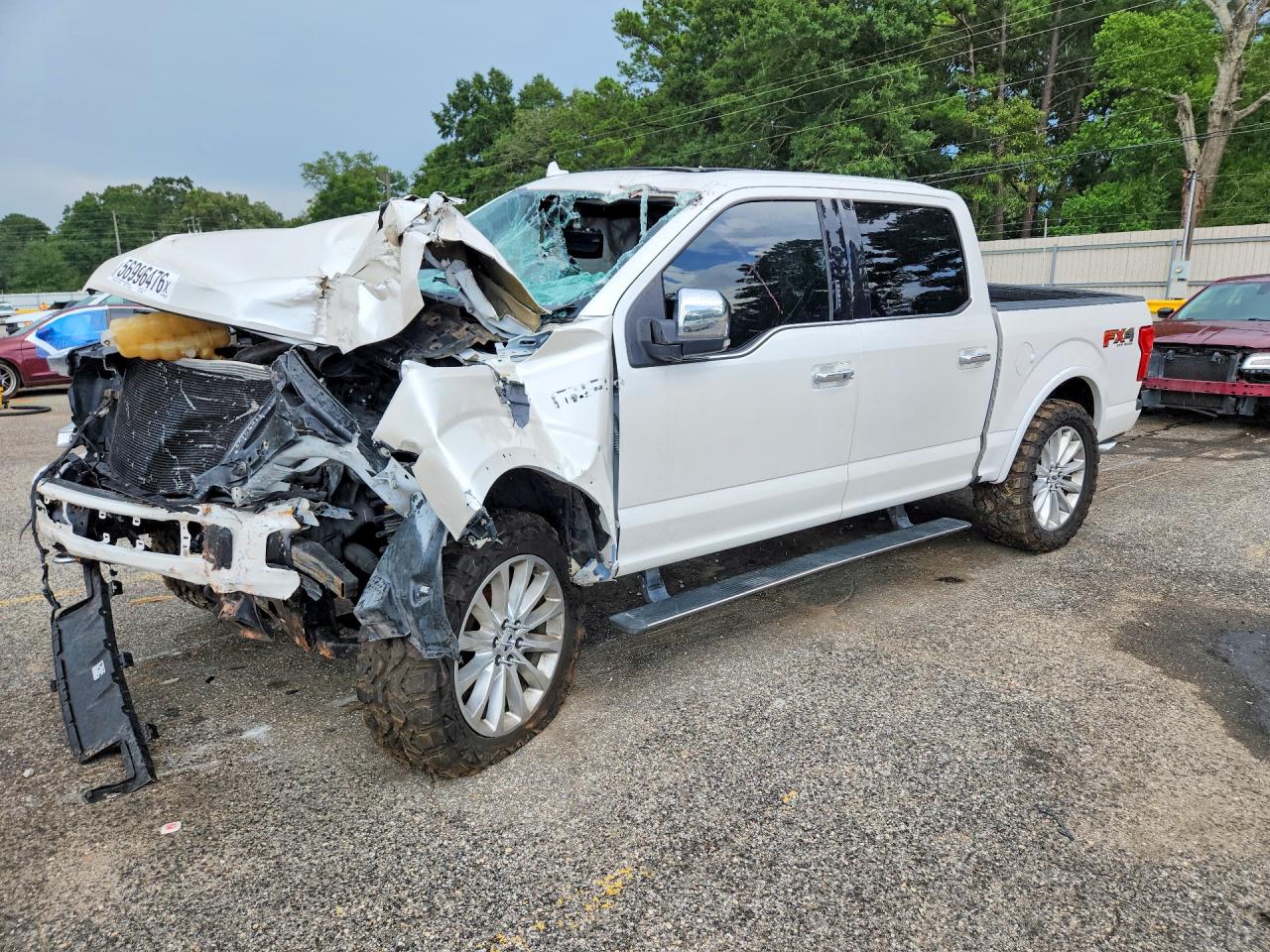 2018 Ford F-150 XLT, VIN 1FTEW1E57JFB43685 — Side