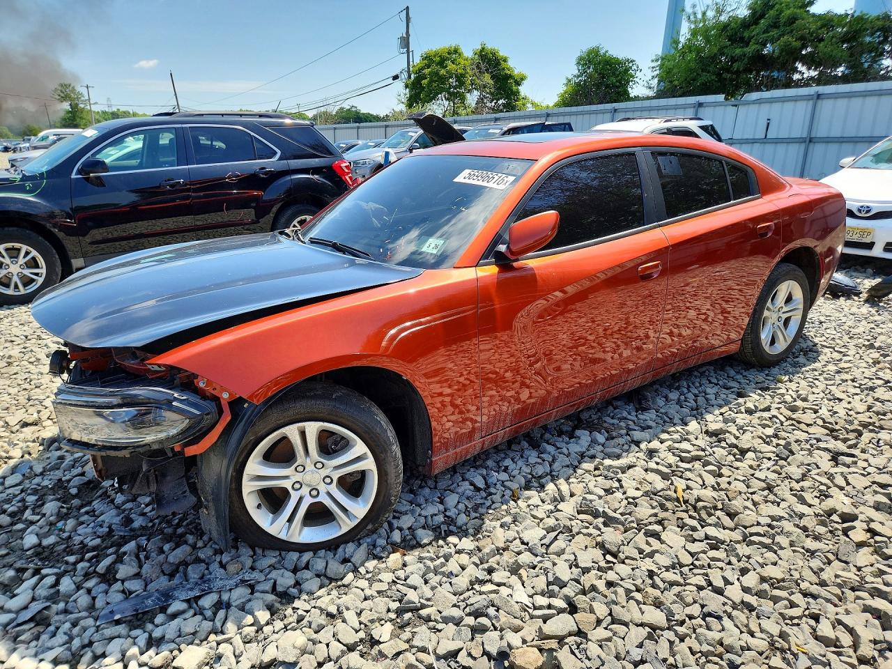 2021 Dodge Charger SXT, VIN 2C3CDXBG7MH624582 — Front end