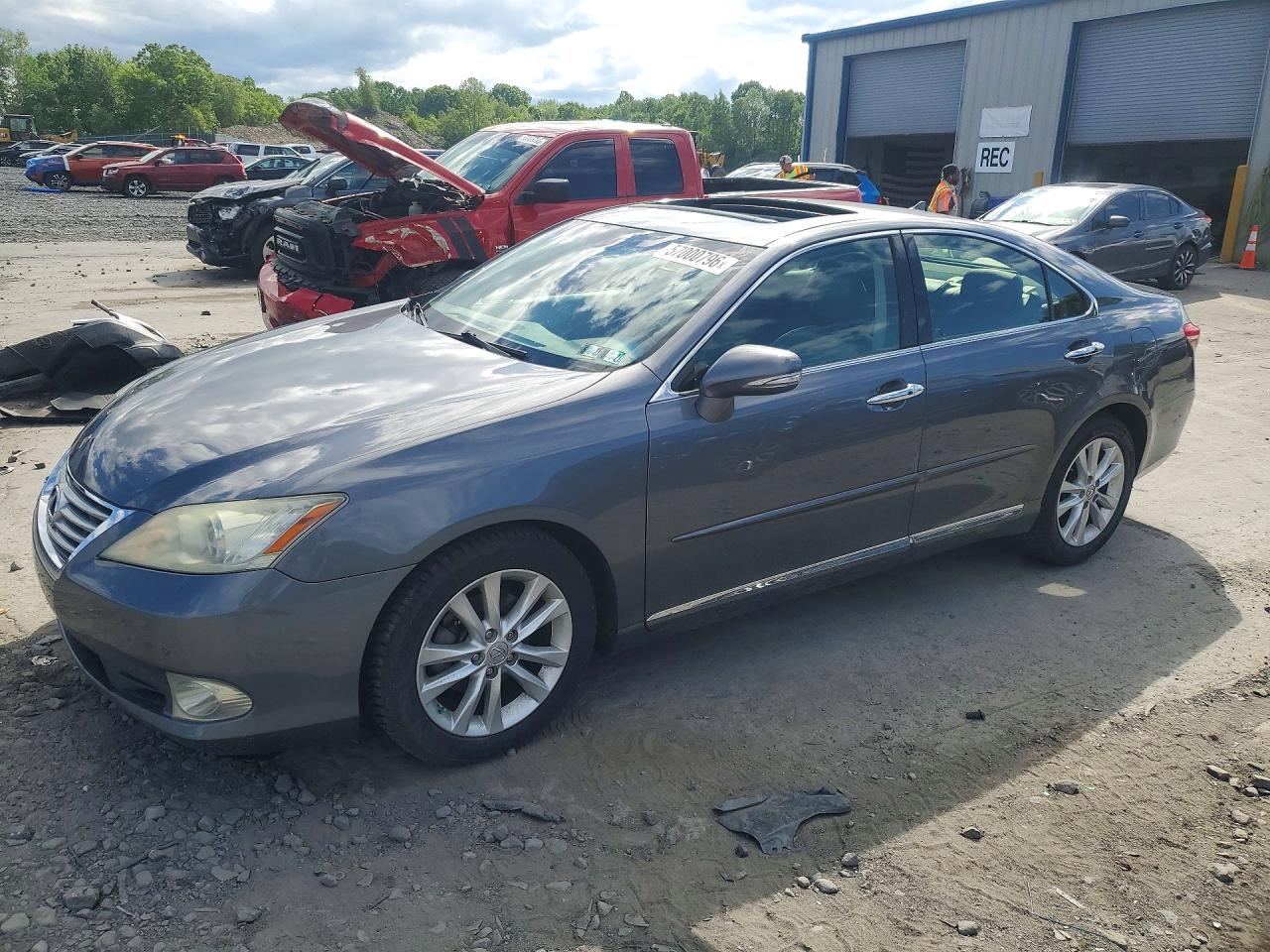 2012 Lexus ES 330, VIN JTHBK1EG4C2488214 — Normal wear