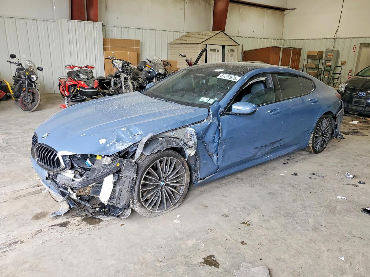 2021 BMW 8 Series M850i, VIN WBAGV8C02MCG42752 — Front end