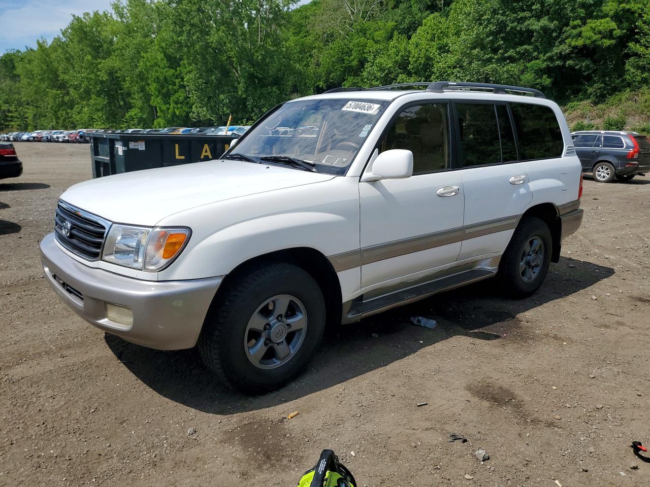 2000 Toyota Land Cruiser, VIN JT3HT05J5Y0112045 — Minor dents and scratches