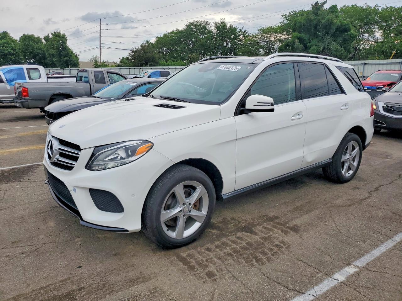 2016 Mercedes-Benz GLE 350, VIN 4JGDA5HB0GA626763 — Side