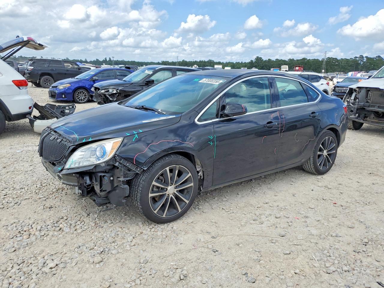 2017 Buick Verano Sport Touring, VIN 1G4PR5SK7H4116716 — Front end