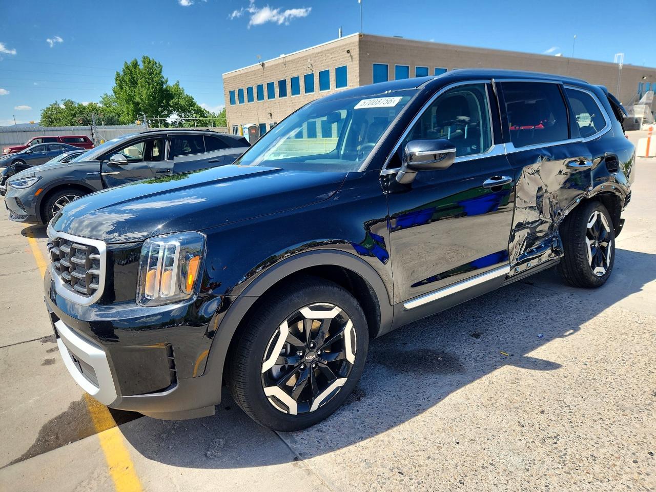 2024 Kia Telluride S, VIN 5XYP6DGCXRG518872 — Side