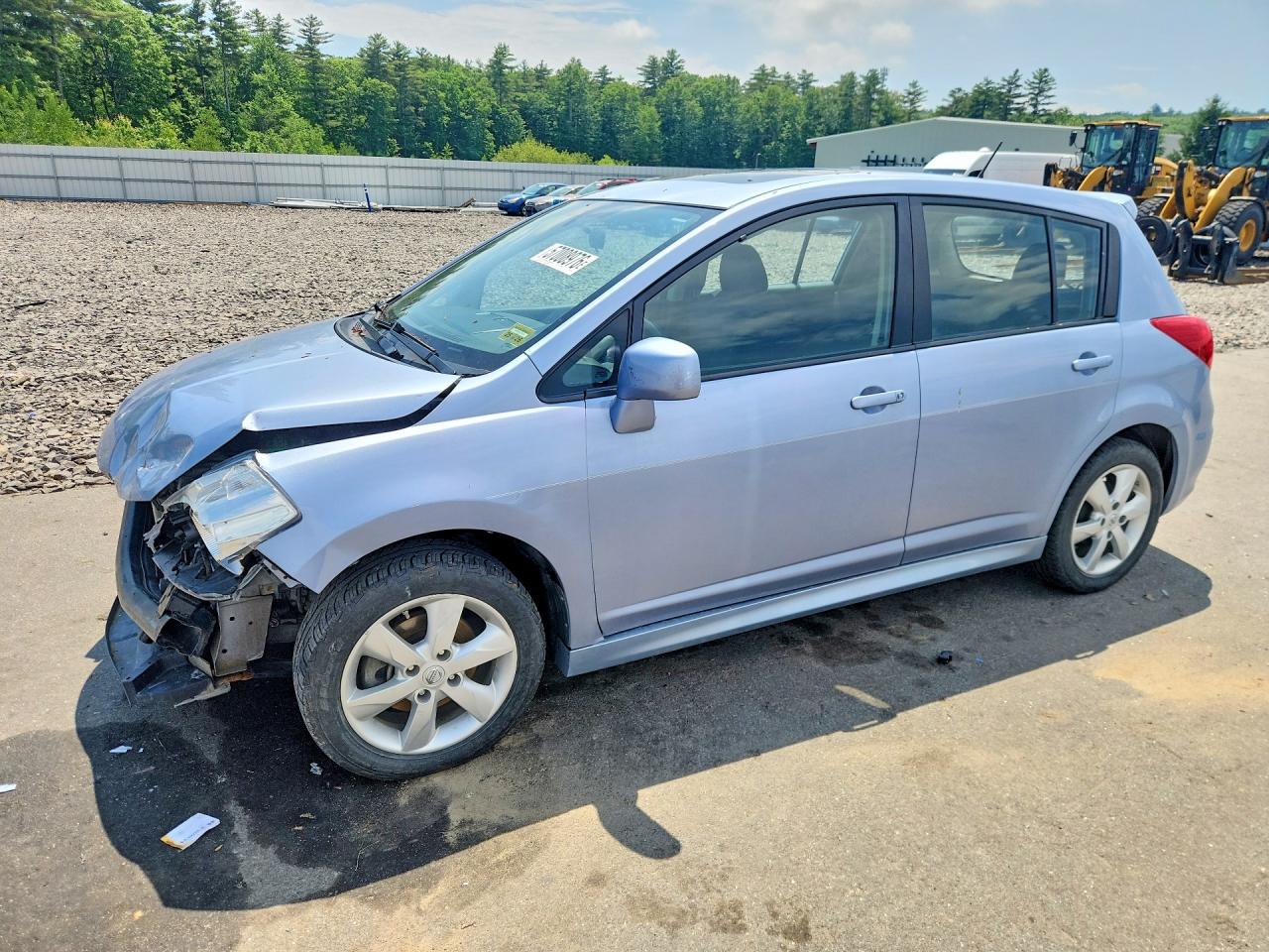 2011 Nissan Versa S, VIN 3N1BC1CP3BL376098 — Front end