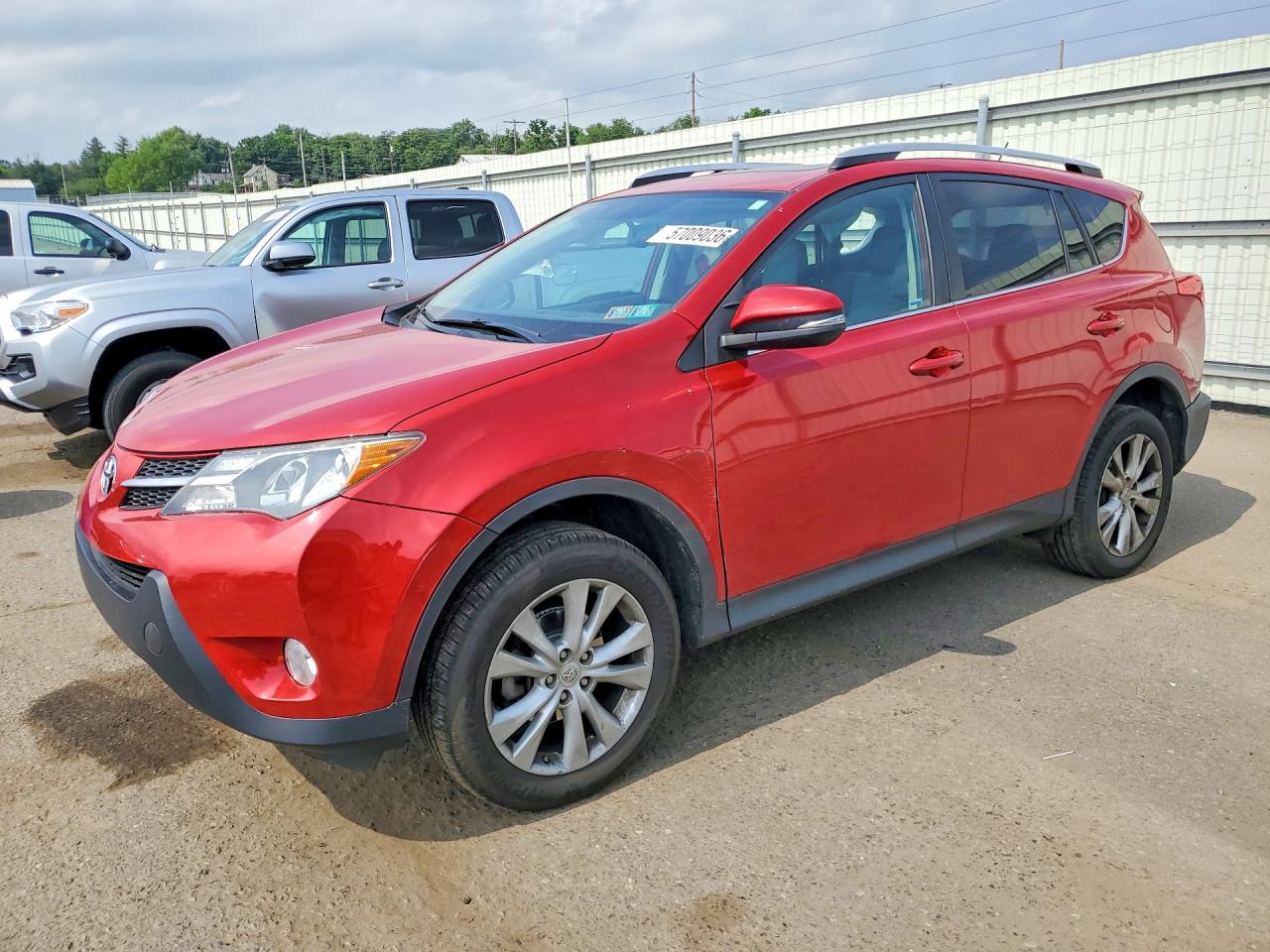 2014 Toyota RAV4 Limited, VIN 2T3DFREV2EW130647 — Rear end
