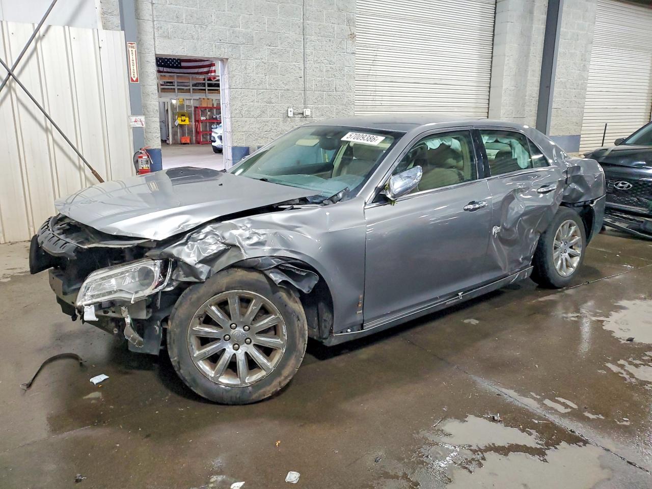 2011 Chrysler 300 Limited, VIN 2C3CA5CG0BH574987 — Front end