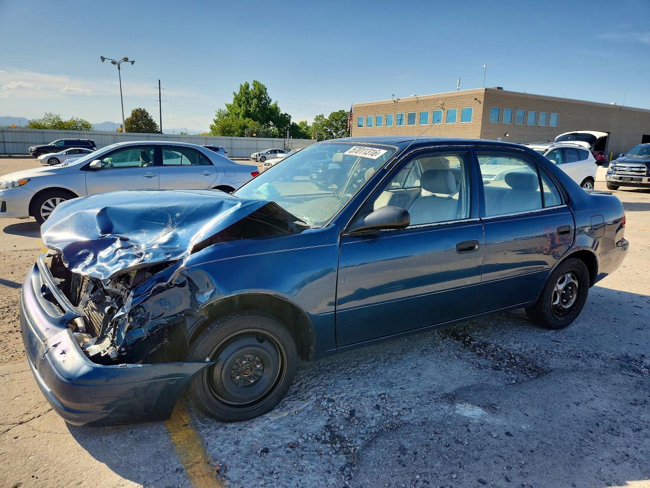 1998 Toyota Corolla VE, VIN 1NXBR12E4WZ016468 — Front end