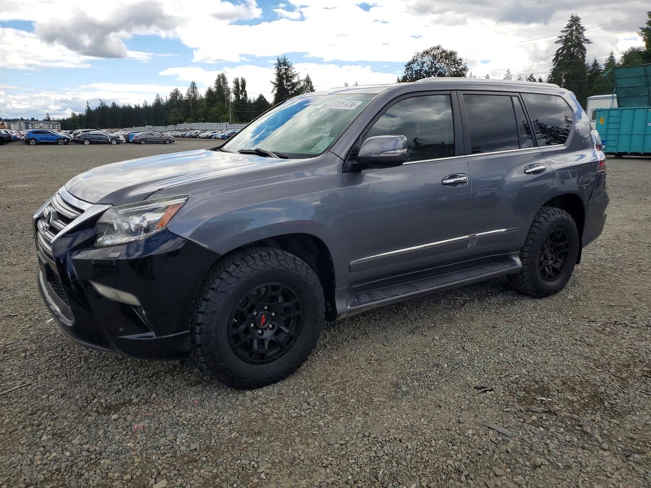 2016 Lexus GX 460, VIN JTJBM7FX5G5134572 — Front end