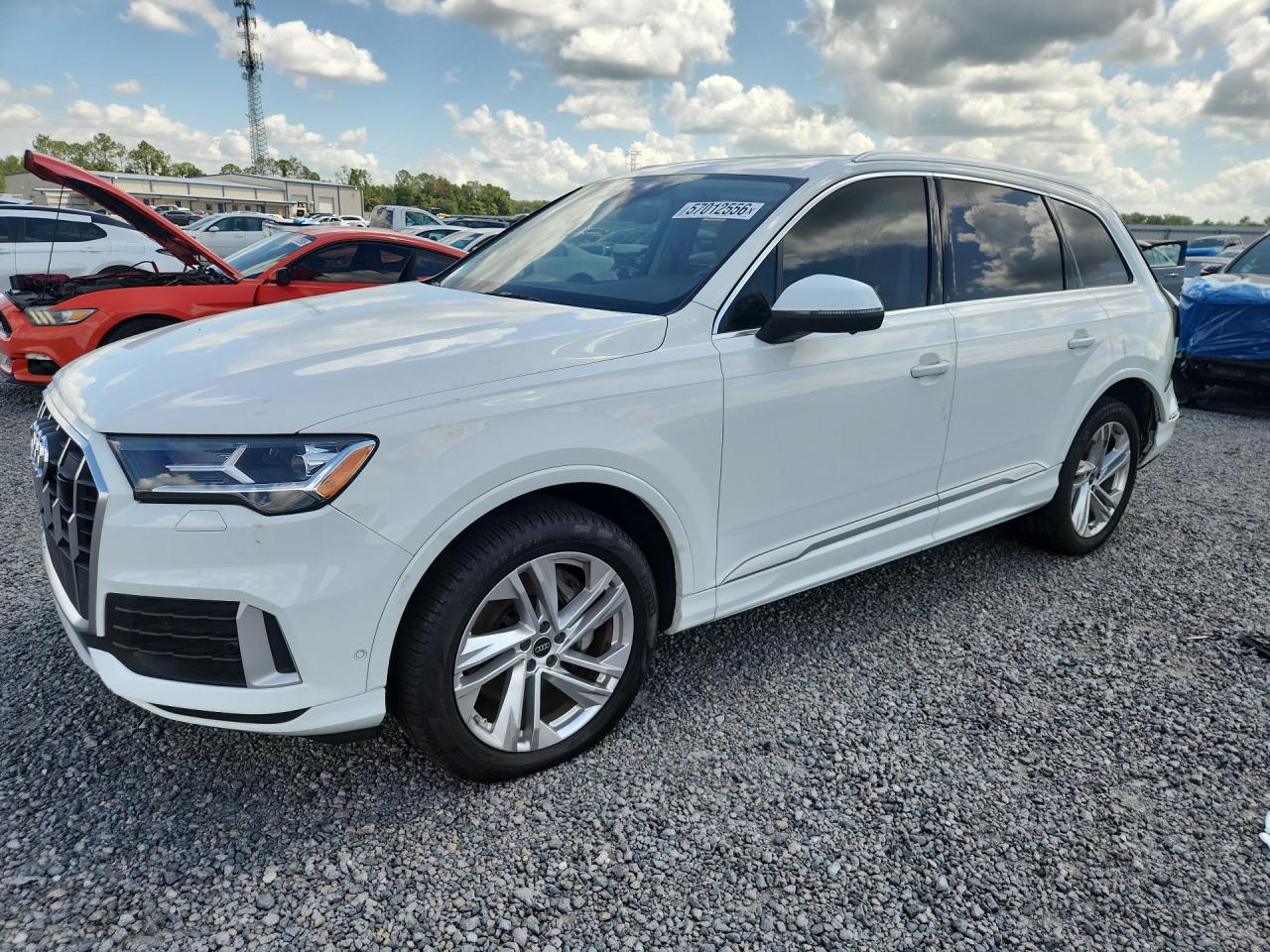 2023 Audi Q7 Premium, VIN WA1ACBF72PD014930 — Rear end