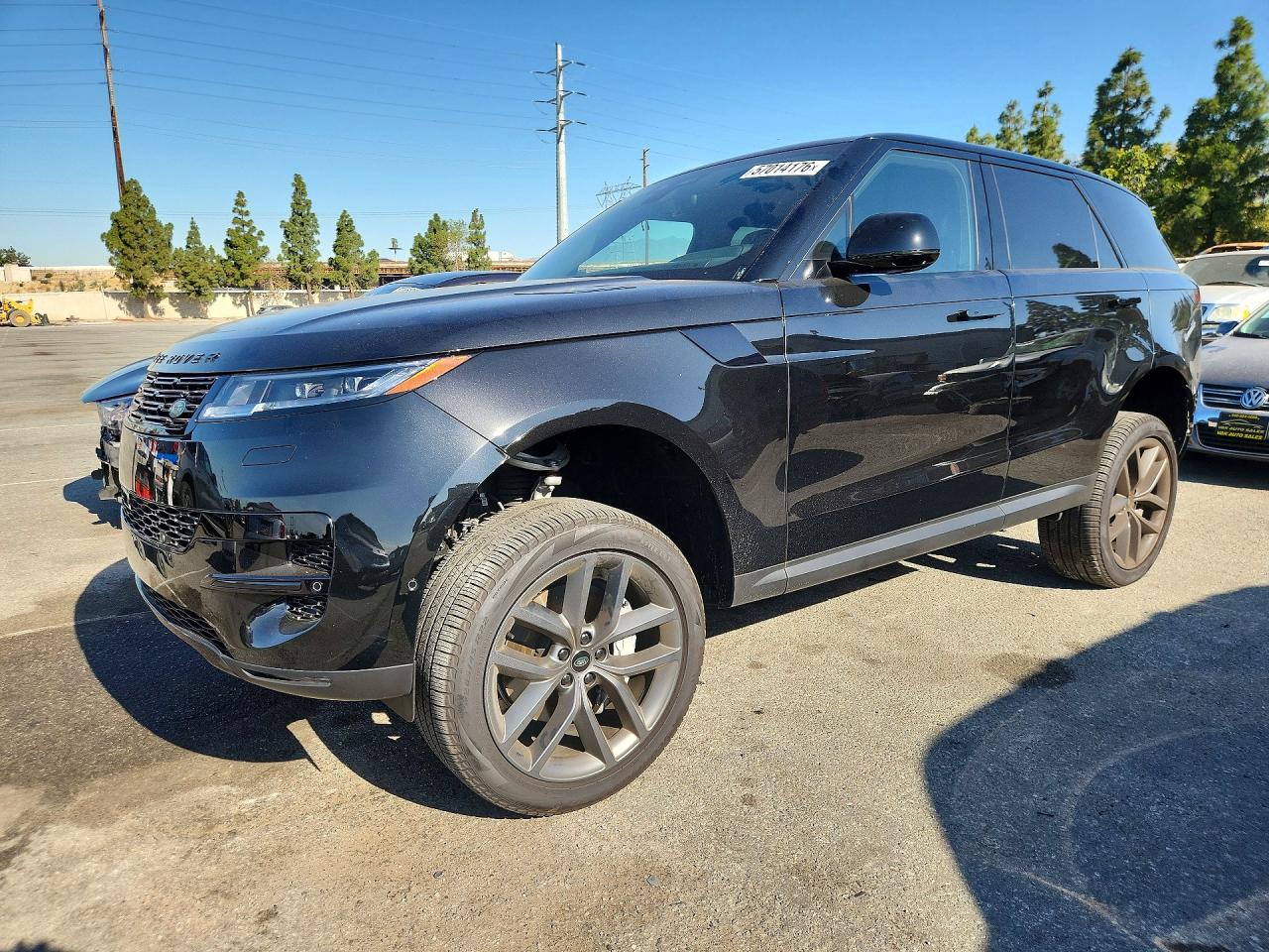 2024 Land Rover Range Rover Sport SE, VIN SAL1P9EU5RA166790 — Undercarriage
