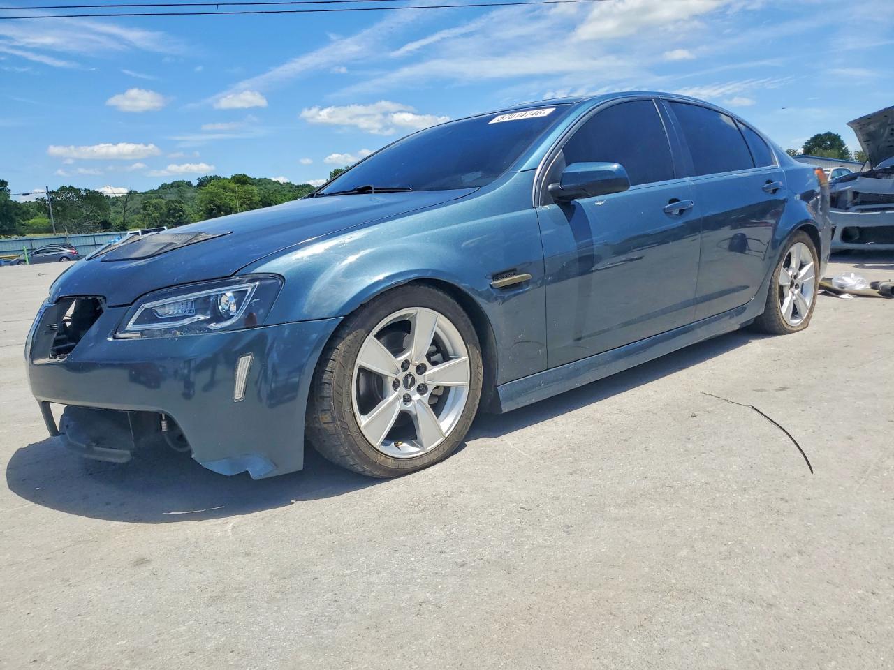 2009 Pontiac G8 GT, VIN 6G2EC57Y69L158979 — Front end