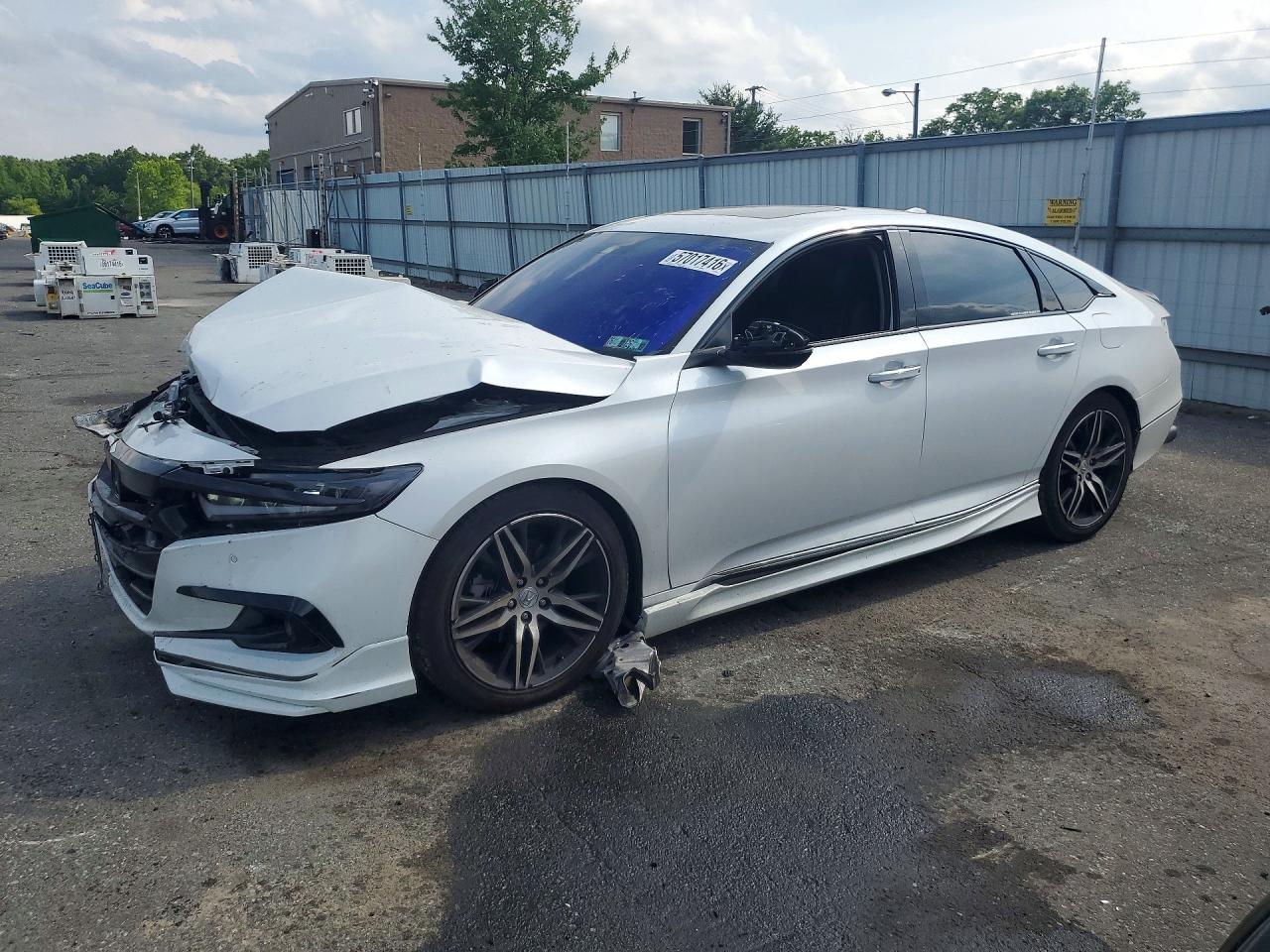 2021 Honda Accord Touring, VIN 1HGCV2F9XMA012044 — Перед