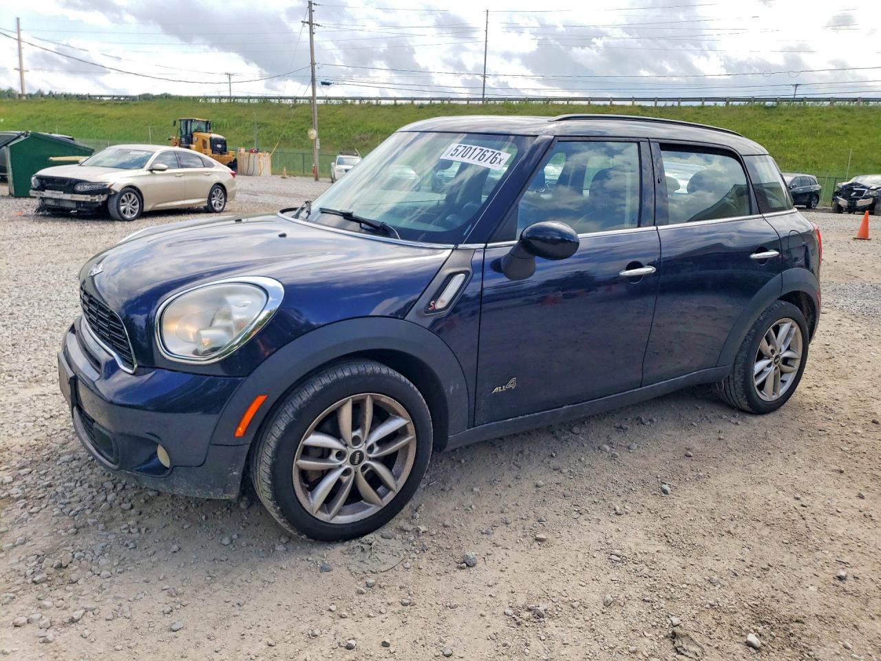 2014 MINI Countryman S, VIN WMWZC5C5XEWP35590 — Minor dents and scratches