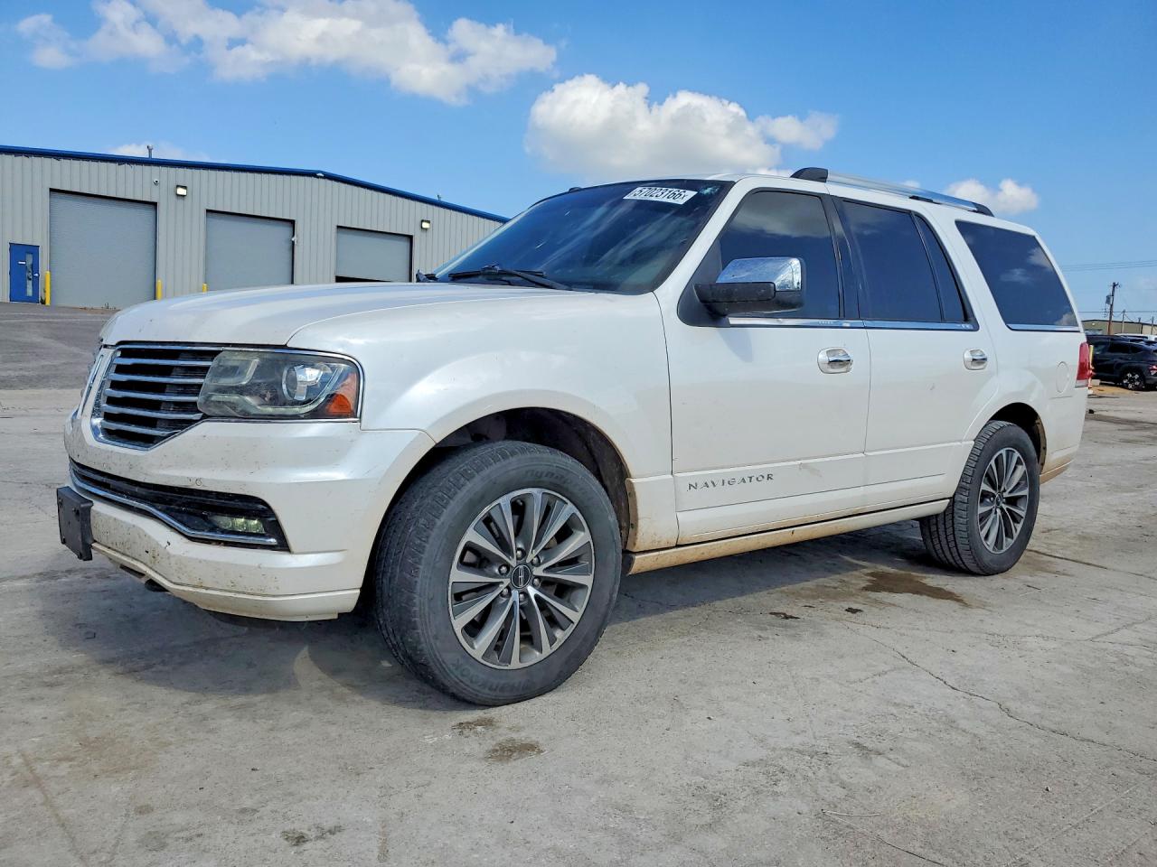 2017 Lincoln Navigator Select, VIN 5LMJJ2JT7HEL09042 — Hail