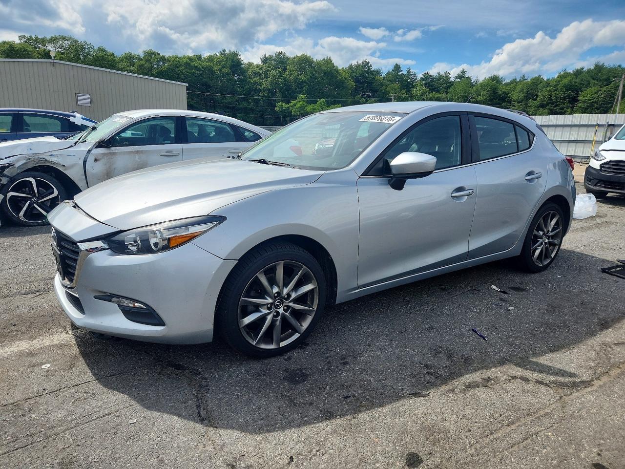 2018 Mazda 3 Touring, VIN 3MZBN1L31JM181711 — Front end