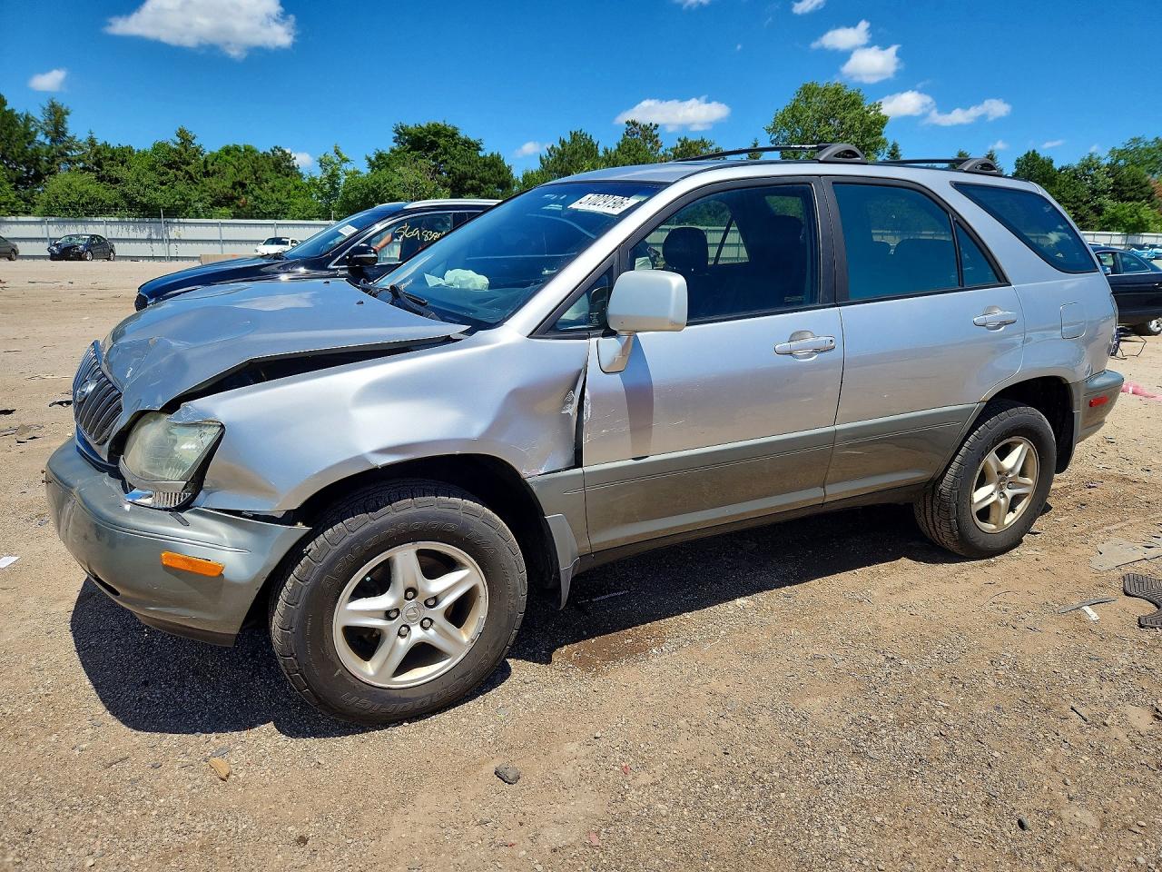 2001 Lexus RX 300, VIN JTJHF10U010171761 — Перед