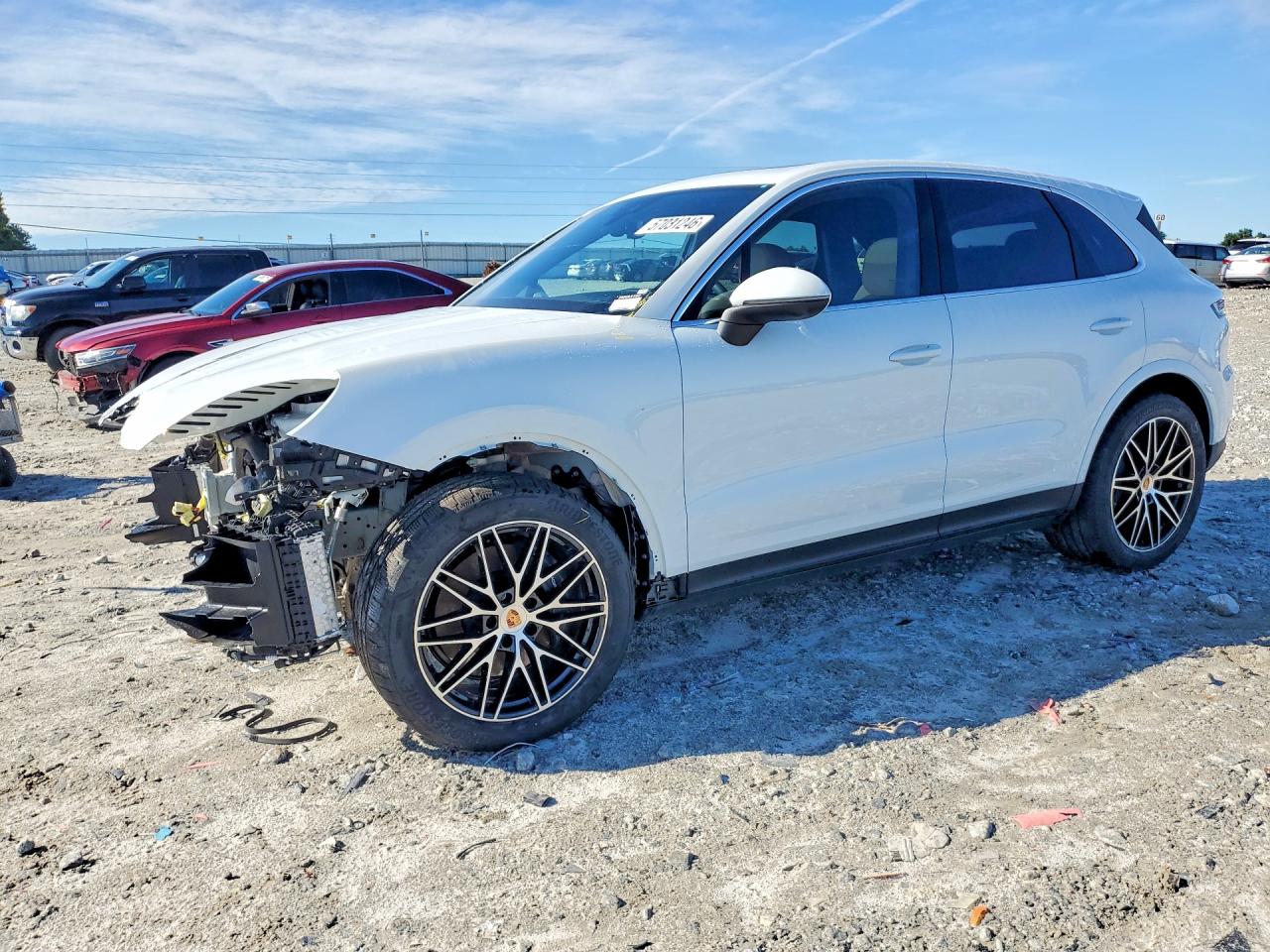 2026 Porsche Cayenne, VIN WP1AA2AY6TDA01733 — Front end