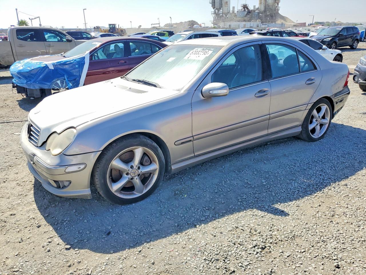 2005 Mercedes-Benz C 230 Kompressor, VIN WDBRF40J95F709860 — Front end