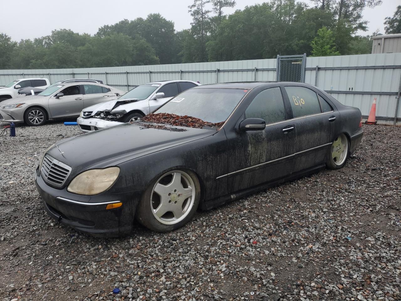 2002 Mercedes-Benz S 500, VIN WDBNG75J52A284992 — Biohazard / chemical