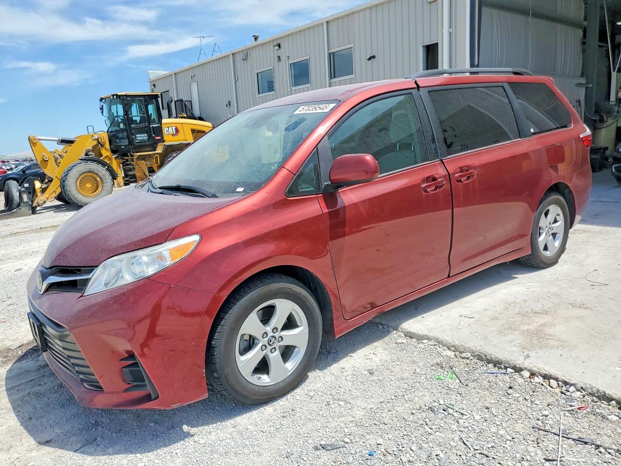 2018 Toyota Sienna LE, VIN 5TDKZ3DC8JS938587 — Hail