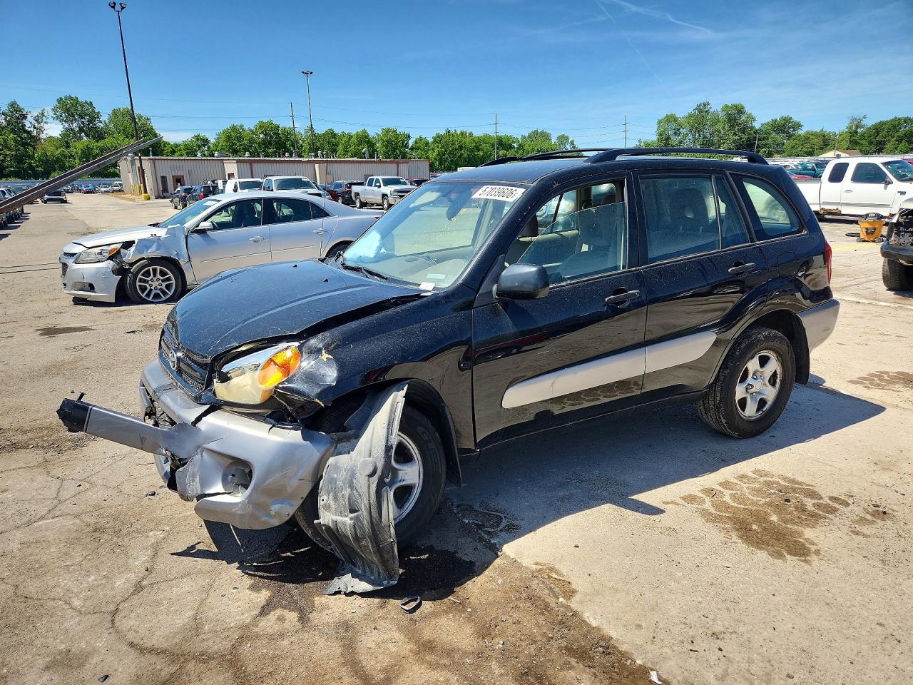 2004 Toyota RAV4, VIN JTEHD20V146011876 — Front end