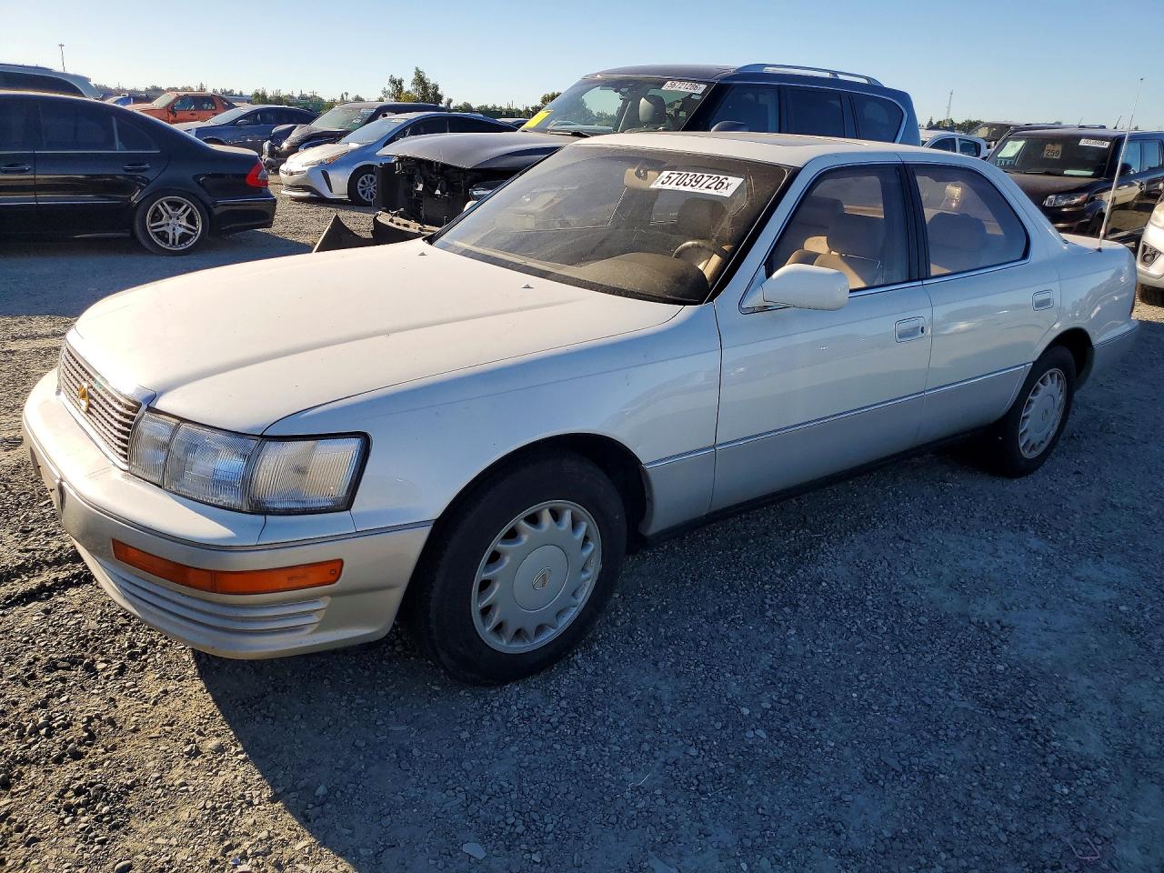 1991 Lexus LS 400, VIN JT8UF11E7M0093037 — Minor dents and scratches