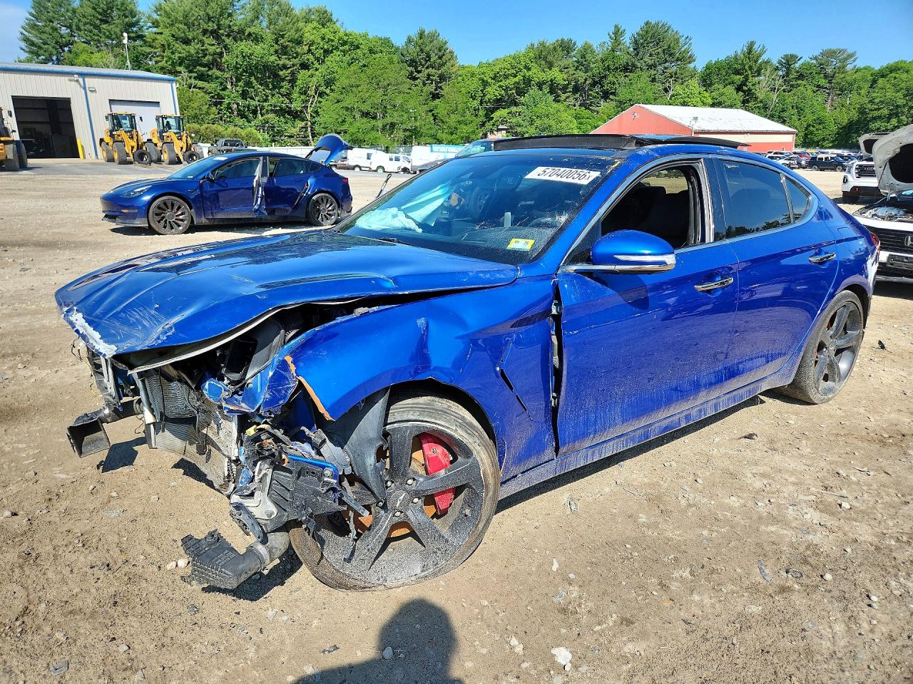 2020 Genesis G70 3.3T, VIN KMTG74LE2LU042032 — Front end