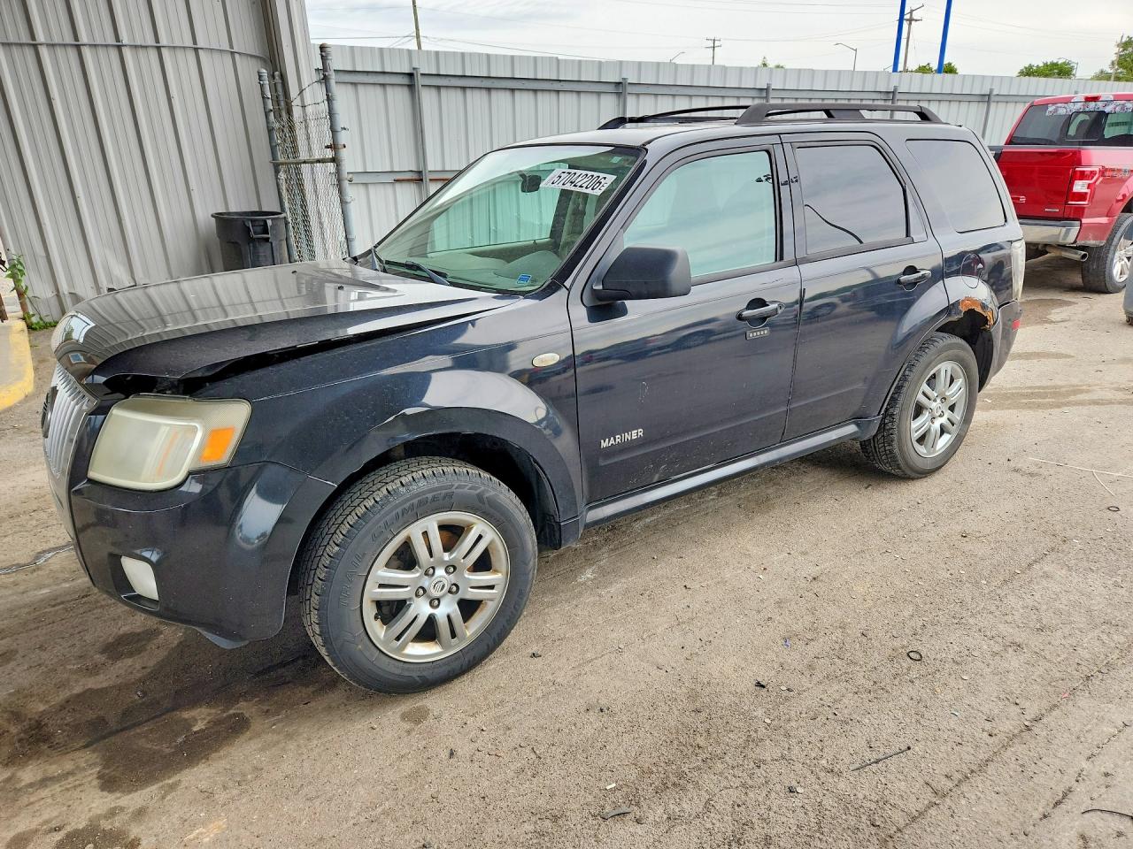 2008 Mercury Mariner, VIN 4M2CU81148KJ12043 — Rear end