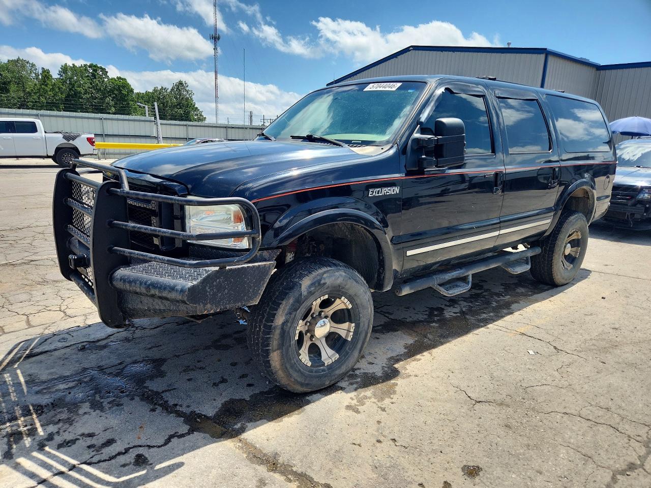 2005 Ford Excursion Limited, VIN 1FMNU43S25EB53001 — Hail