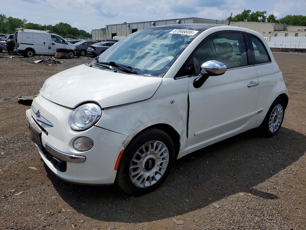 2015 FIAT 500 Lounge, VIN 3C3CFFCR6FT541840 — Front end