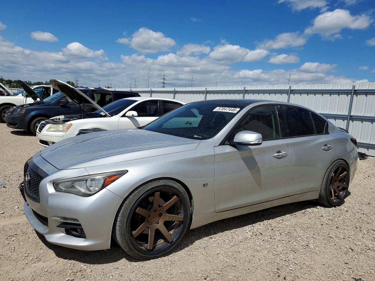 2014 Infiniti Q50 Premium, VIN JN1BV7AP3EM670207 — Hail