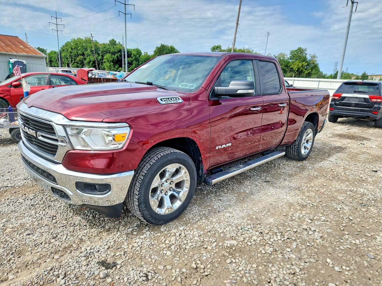 2020 Ram 1500 Big Horn, VIN 1C6SRFBT1LN215488 — Side