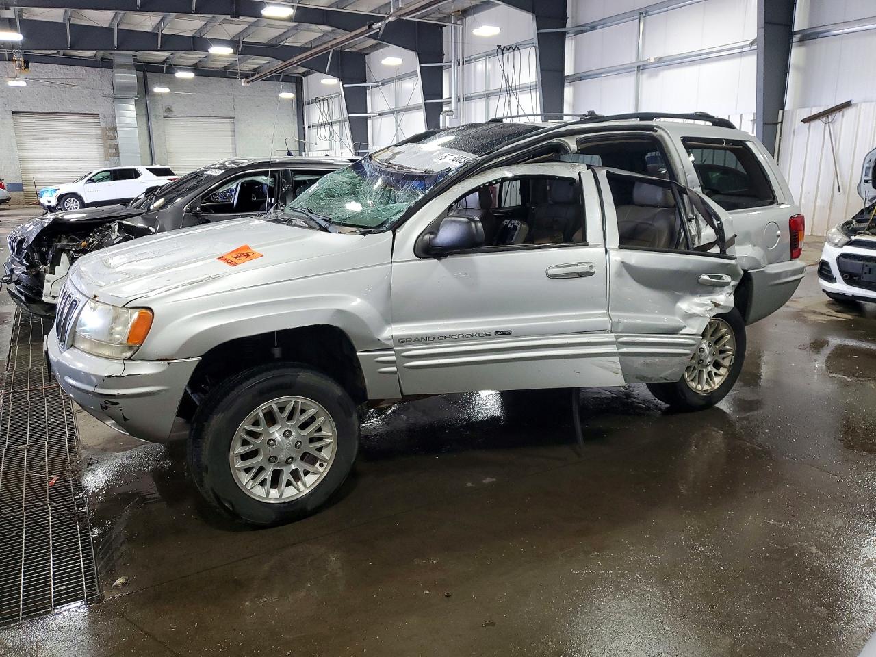2003 Jeep Grand Cherokee Limited, VIN 1J8GW58N13C524635 — Roof